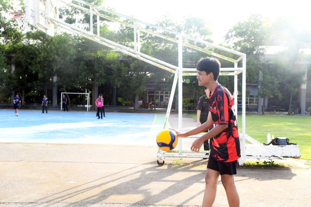 กิจกรรมแข่งขันกีฬาวอลเล่ย์บอล KVEC GAME ต้านยาเสพติดฯ