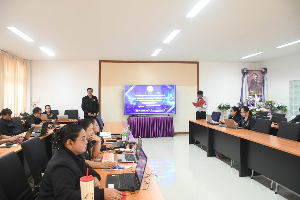 โครงการอบรมเชิงปฏิบัติการจัดทำแผนฝึกอาชีพทวิภาคีและการเขียนแผนฯ